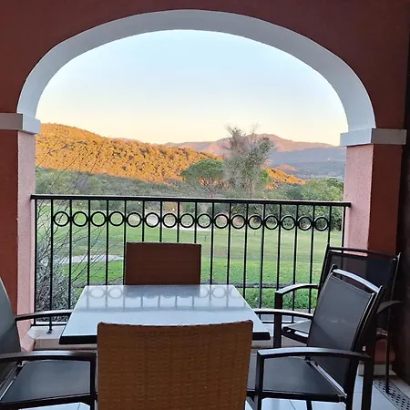 아파트 Cap Esterel 4 Pers Equipe, Belle Vue Golf, Centre Village Pierre & , Parking Inclus Et 5 Piscines Acces Gratuit, Clim, Wifi, Tv, Lave-vaisselle Et Lave-linge,four, Plancha *