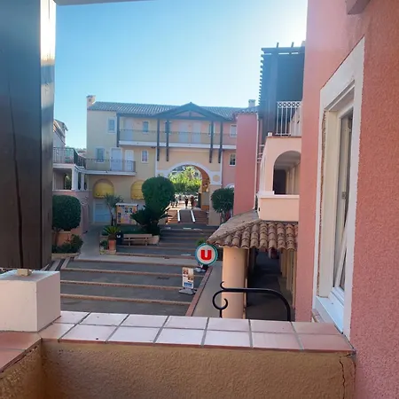 Appartement Cap Estérel 4 Pers équipé, Belle Vue Golf, Centre Village Pierre&vacances , Parking Inclus Et 5 Piscines Accès Gratuit, Clim, Wifi, Tv, Lave-vaisselle Et Lave-linge,four, Plancha *